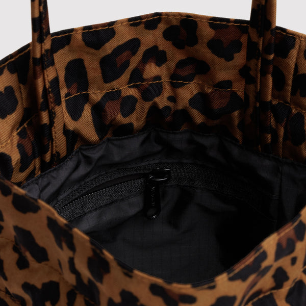 直営店限定 LEOPARD DRAWSTRING BAG Nylon Drawstring Bag: Leopard - SFMOMA Museum Store