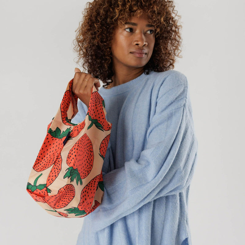 Baby Baggu: Strawberry