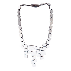 files/Bauhaus-V-Necklace-Silver-Squares1_2048x_5373fedf-d416-4998-ad40-ade011ac4f58.jpg