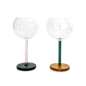 files/Bilboquet-Wine-Glass-Set-golden-hour1_2048x_81bd72f9-a384-496d-9697-ff81a0f3c641.jpg