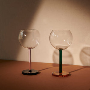 files/Bilboquet-Wine-Glass-Set-golden-hour2_2048x_bf711f4c-4745-4b1f-9883-b29fb2d6a73c.jpg
