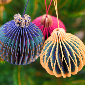 files/Blue-Bauble-Honeycomb-Ornament6_1200x_c22661b8-3700-44aa-9f1b-19d6ee992e61.jpg