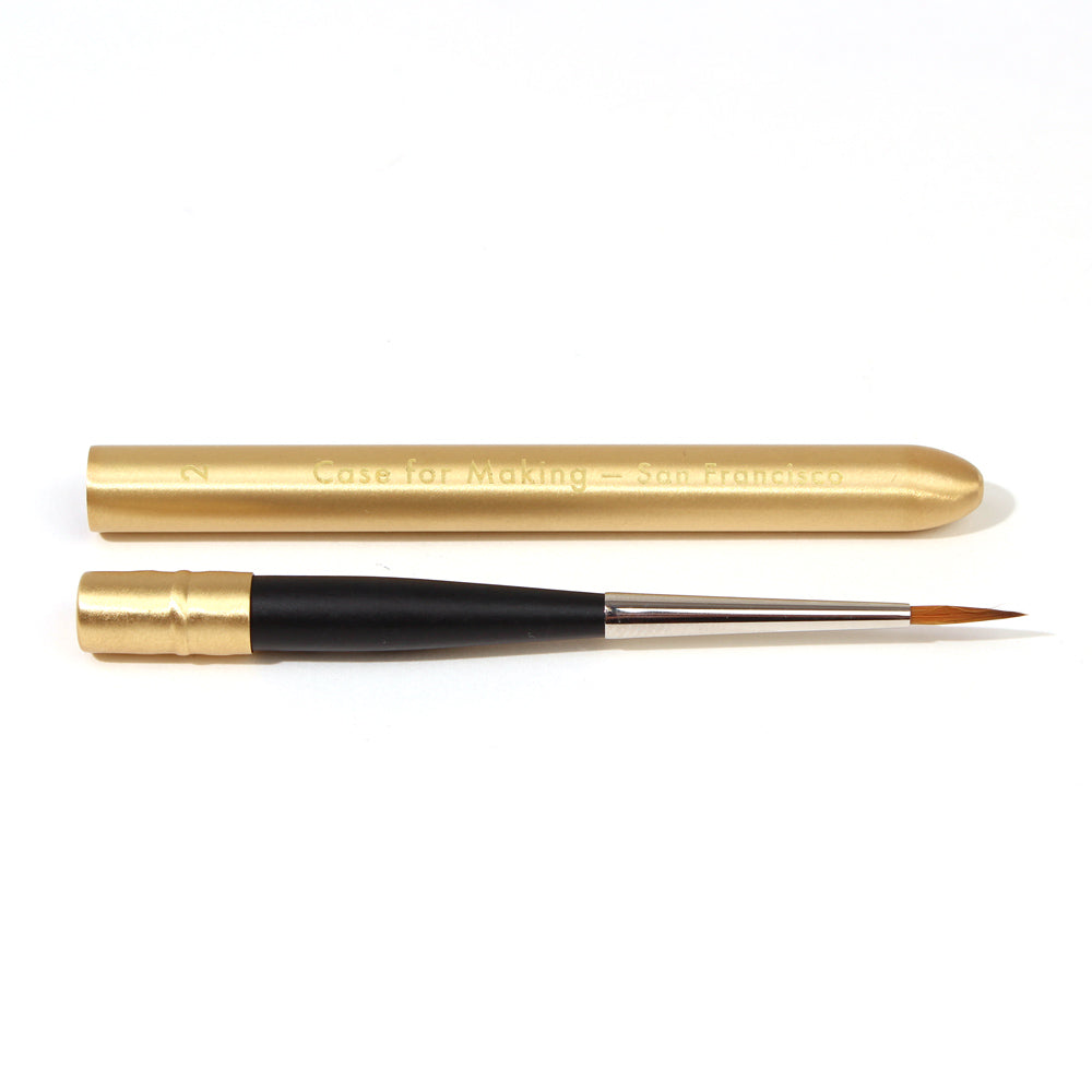 CfM Round 2 Travel Paint Brush Matte Gold assembled