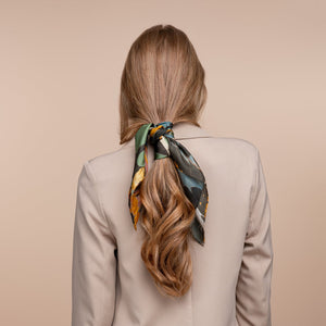 files/Chaos-Silk-Bandana-lifestyle1_1200x_4d08d660-c42a-4de0-af9b-13a8b48a3fb8.jpg