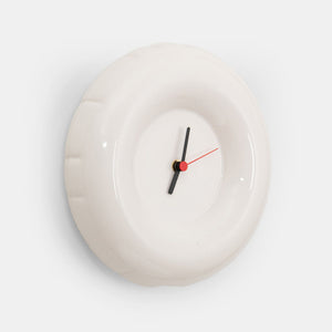 files/Clock-HOLLY-Gloss-Bone2_2048x_69349142-5127-48eb-ad04-8c9459b68a4c.jpg