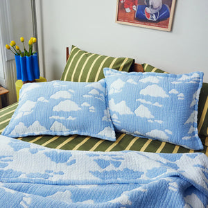 files/Cloud-Coverlet-Set2_1000x_010265b3-8ae2-49e4-b1e4-e6ec291e9c6d.jpg