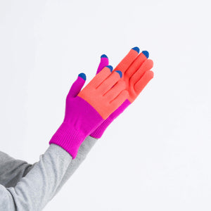 files/Colorblock-Knit-Touchscreen-Gloves-Poppy-Magenta3_2048x_84615be2-c310-4f61-b259-3ff91471f847.jpg