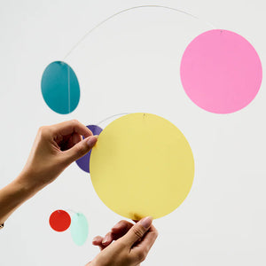 files/Confetti-Rainbow-Mobile4_800x_232378c3-39ce-499b-8c6b-285f832afa93.jpg