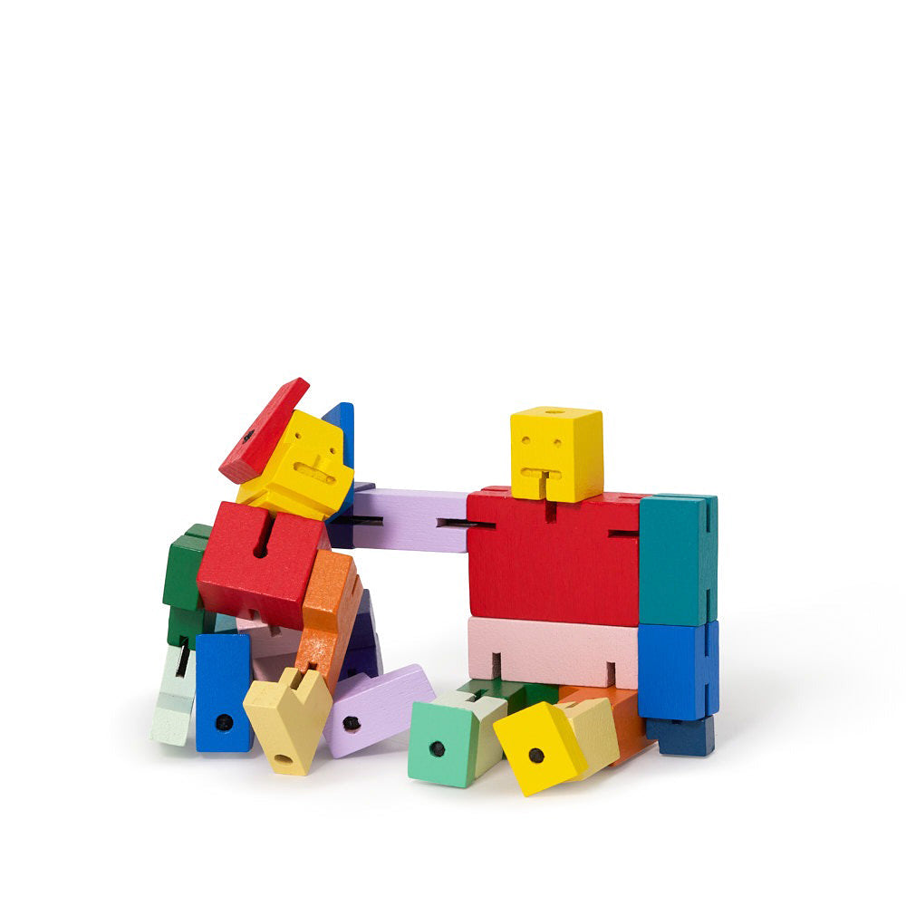 Best Friends Micro Cubebot Set displayed standing.