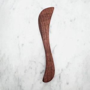 files/Curved-Walnut-Spreader2_1000x_036c7aff-7fb4-42ad-a2c3-f32d462a5aee.jpg