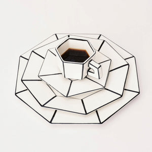 files/Espresso-cup-with-saucer-white-black-Carte-Blanche2_1200x_c950c745-0fa5-4565-a741-75a3256b4f22.jpg