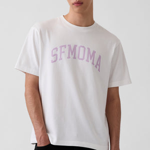 files/GAP-x-SFMOMALogo-T-Shirt-Lifestyle-White3_2048x_3c0e710c-aeb6-4c02-8136-83cdc2950555.jpg