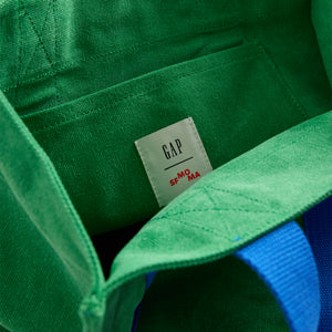 files/Gap-Ellsworth-Kelly-SFMOMA-Logo-Tote-Bag4_2048x_f9494ac3-62a4-4310-92df-1cbd507068b9.jpg