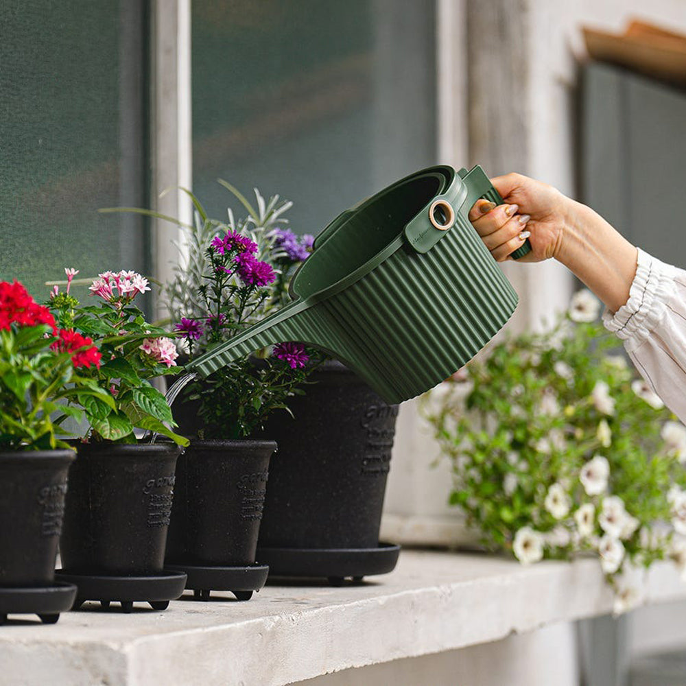 Hachiman Small Garden Green Watering Can