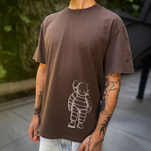 files/KAWS-What-Party-T-Shirt-lifestyle-front_2048x_03e5caa7-6a7f-47cc-8287-b42349c3fc73.jpg