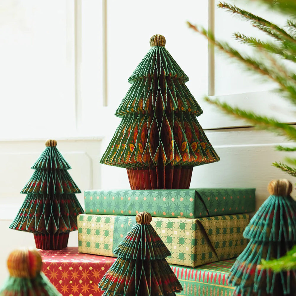 Large Christmas Tree Honeycomb