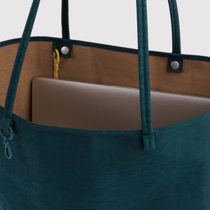 files/Large-Nylon-Reversible-Tote-Deep-Sea-Mix3_2048x_9729b746-4f3c-4b52-9f66-c071478e4a4a.jpg