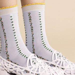 files/Louelle-Sheer-Periwinkle-Crew-Socks2_1000x_bbe025ec-cbbd-4224-a958-e725fe29dae0.jpg