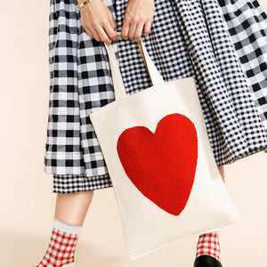 files/Love-Red-Heart-Knit-Tote2_1000x_a80384ce-04b3-43a4-924a-c9aadae3987a.jpg