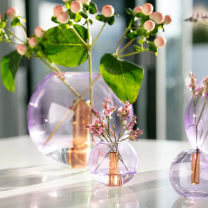 files/Mini-bubble-vase-lilac-peach-lifestyle2_1000x_0e61784c-d65a-4d32-83f6-dd58e7bb13f8.jpg