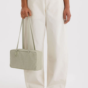 files/Nylon-Bowler-Bag-Celadon4_1000x_ff0b684a-66b4-401b-9a2a-ad319e5fc0ed.jpg