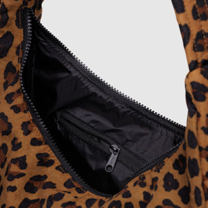 files/Nylon-Shoulder-Bag-Leopard3_2048x_1081da15-ce6e-42c5-9141-a5ad21997f1e.jpg