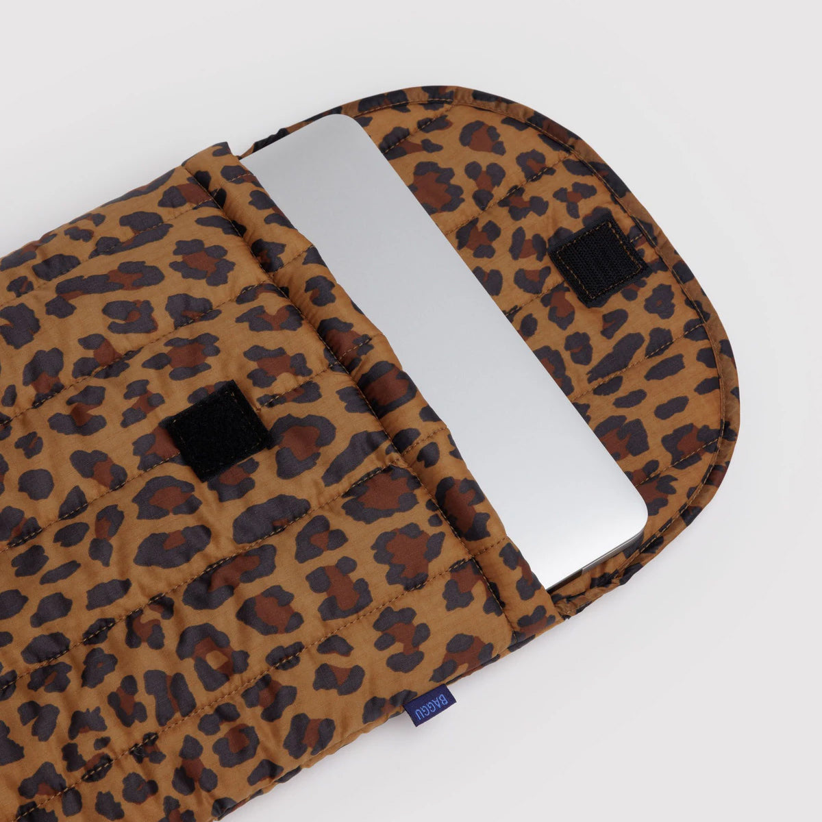 Puffy Laptop Sleeve 16-inch: Leopard