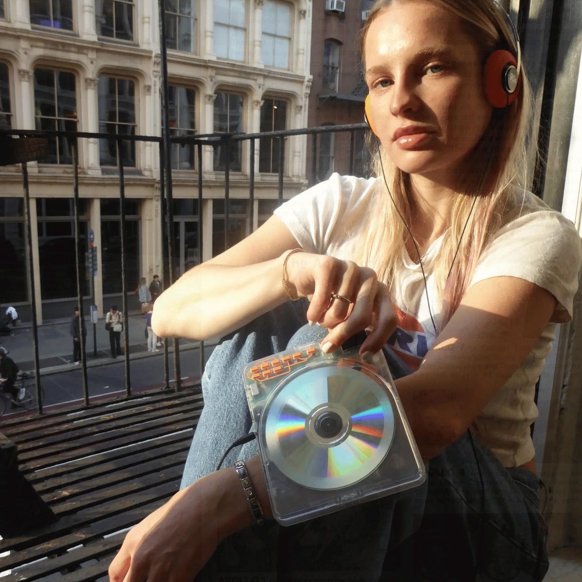 Retradisc Bluetooth CD Player