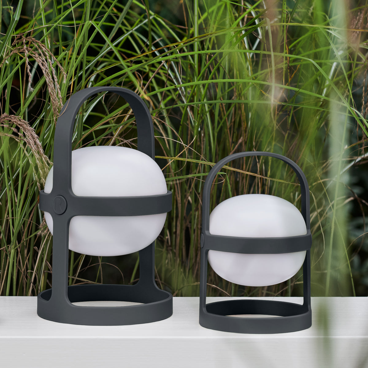 Large and medium lanterns lifestyle.