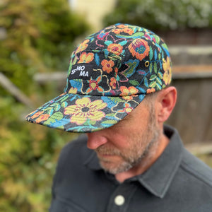 files/State-Of-Flux-Floral-5-Panel-Hat-lifestyle_1000x_90209fce-6b75-4755-8049-cb15db47949e.jpg