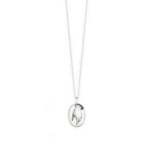 files/The-Oval-Basic-Pendant-Necklace-Victorian-Hand1_1000x_aa535dcf-c754-49a8-943a-4b2210889ff6.jpg