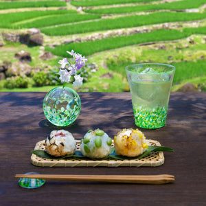 files/Tsugaru-Vidro-Flower-Vase-green4_1000x_4457aa67-4289-4788-a635-207da93ed25f.jpg