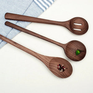 files/Walnut-Oval-Spoon3_900x_eb7a0416-41e5-40cd-b239-215e6f592ad4.jpg