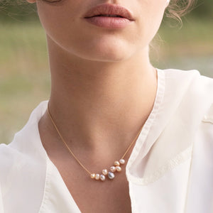 files/anchovy-bubble-necklace3_800x_7d4f1de2-3589-46a5-a85e-24e4c53603e0.jpg