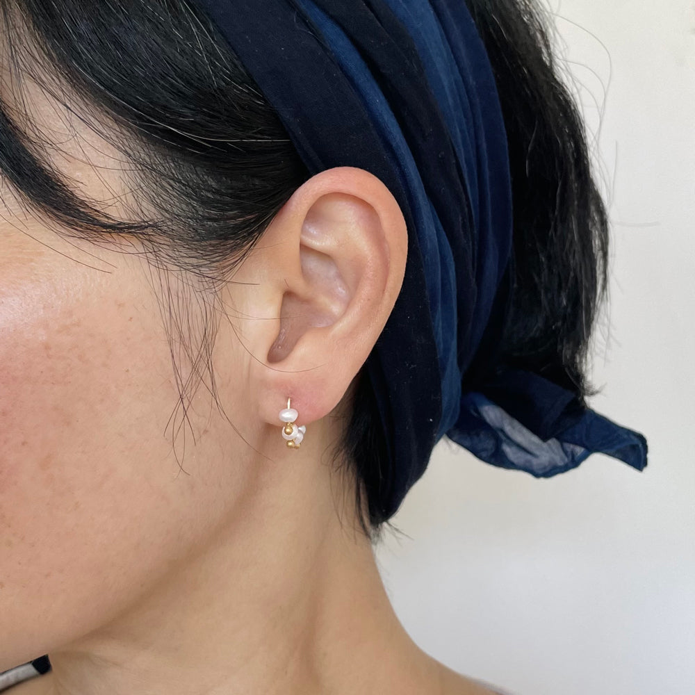 Miyuki Seed Threader Earrings: Black + Bone - SFMOMA Museum Store