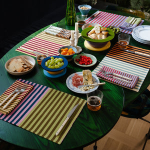 files/duo-stripe-placemats3_1200x_1d9cb264-c3f7-481a-8bfb-d6964b79c461.jpg