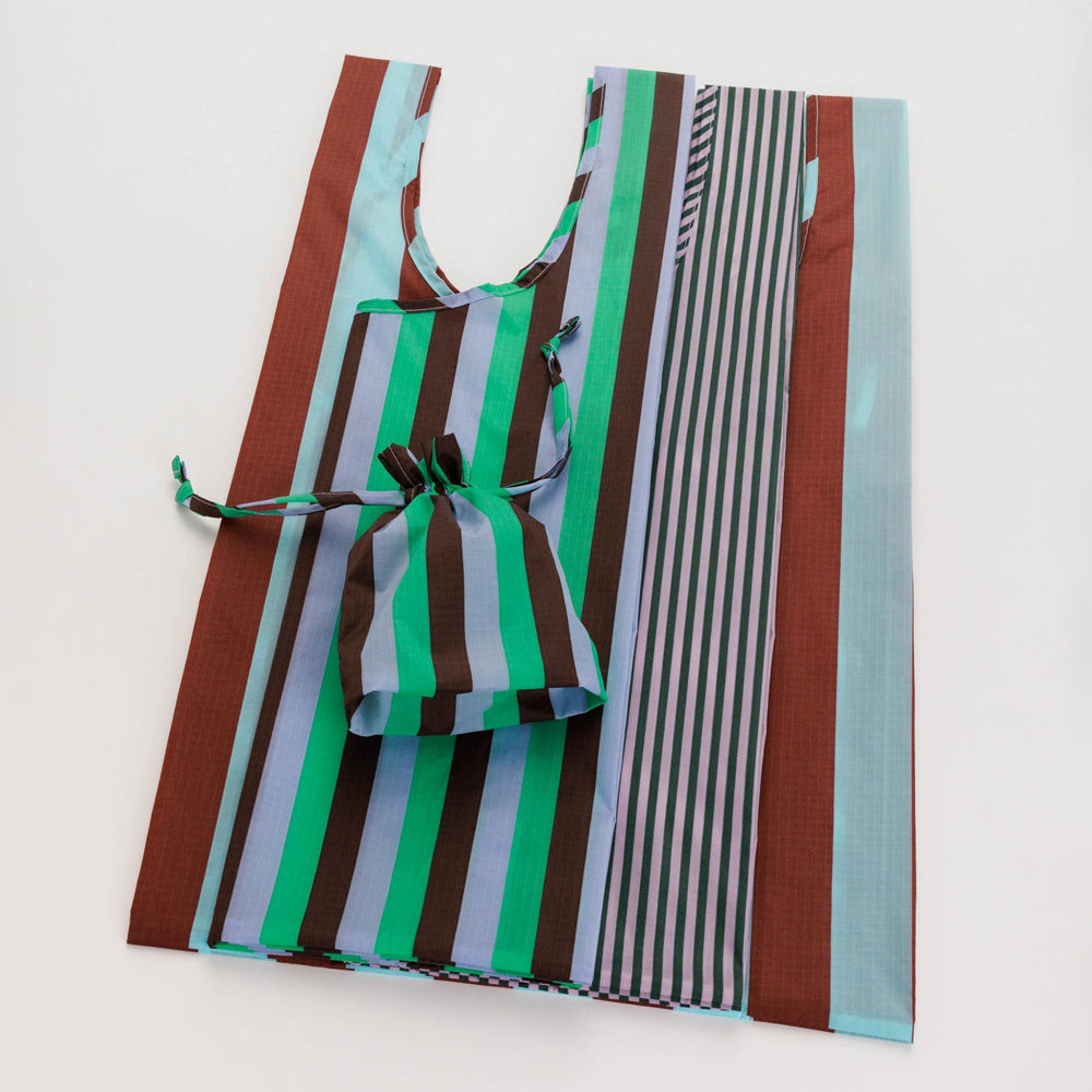 https://museumstore.sfmoma.org/cdn/shop/files/standard-baggu-set-of-3-vacation-stripe3_1000x_aef35996-b72a-4f21-b187-6da351a4bb1d.jpg?v=1700079559&width=1200