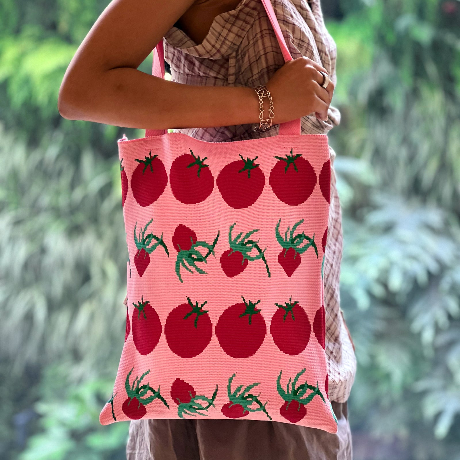 Tomatoes Knit Tote 