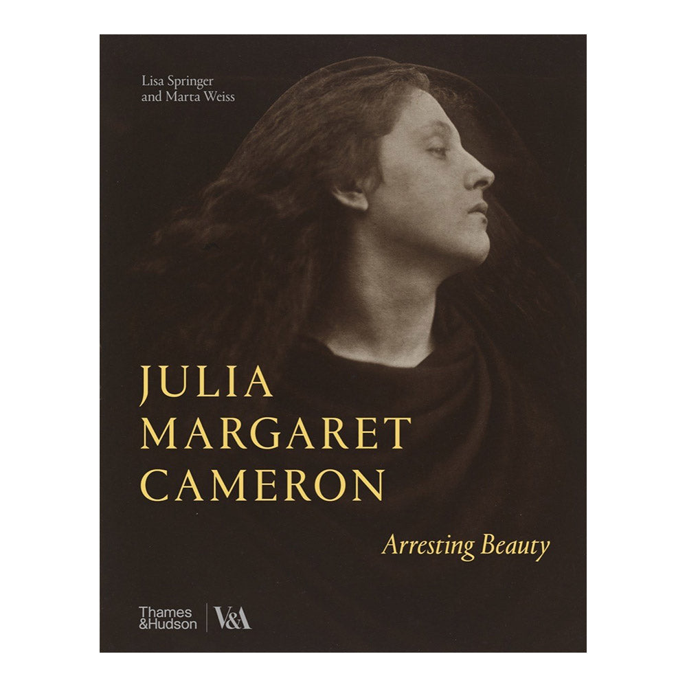 Cover of 'Julia Margaret Cameron: Arresting Beauty'.