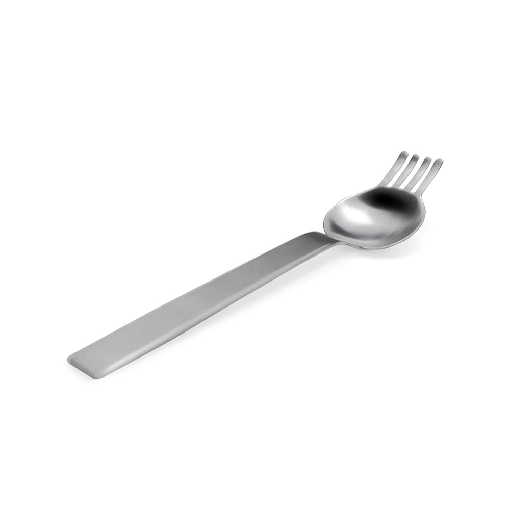 Angle view of ramen spoon and fork.
